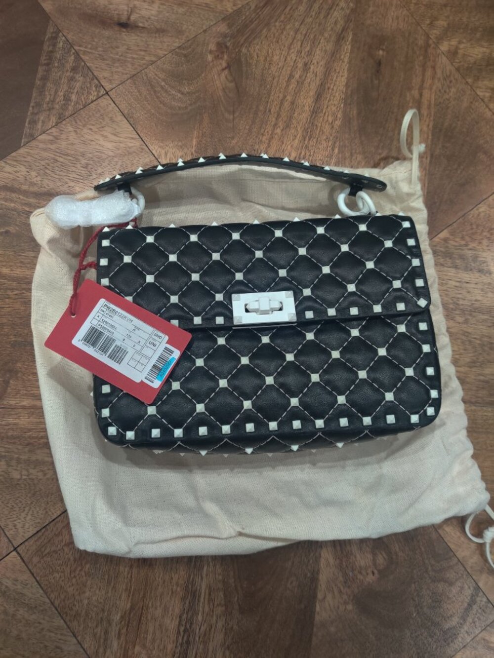 VALENTINO GARAVANI Quilted Leather Satchel Bag Rockstud New $2626.00